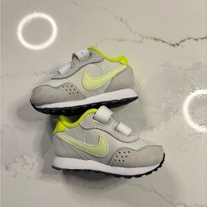 Nike Valiant unisex baby sneakers
